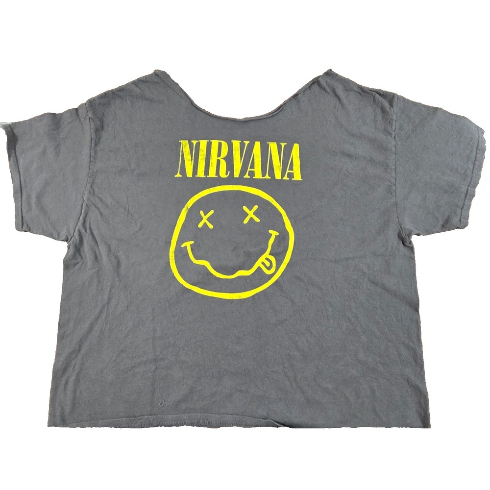 Nirvana Smiley Face Gray Short Sleeved Vintage 90's‎ Cut Tag See Measure Faded